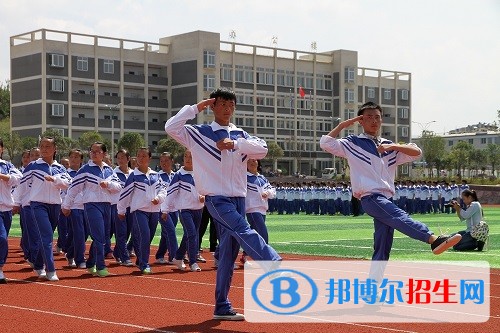 贵州纳雍第一中学2019年招生计划