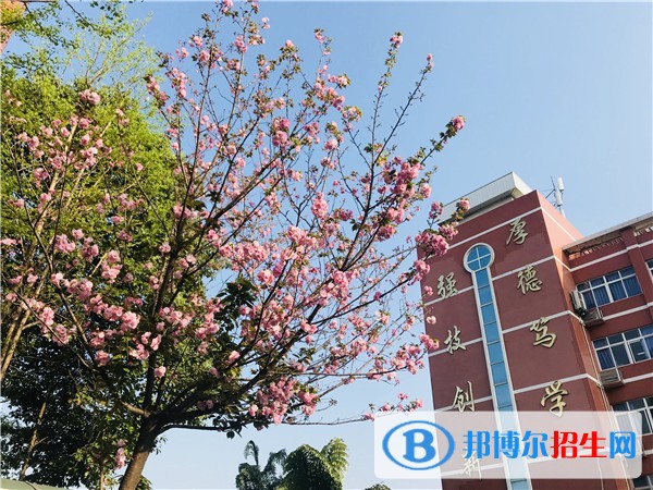 成都机械高级技工学校6