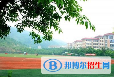 重庆市女子职业高级中学办学方法，师资力量