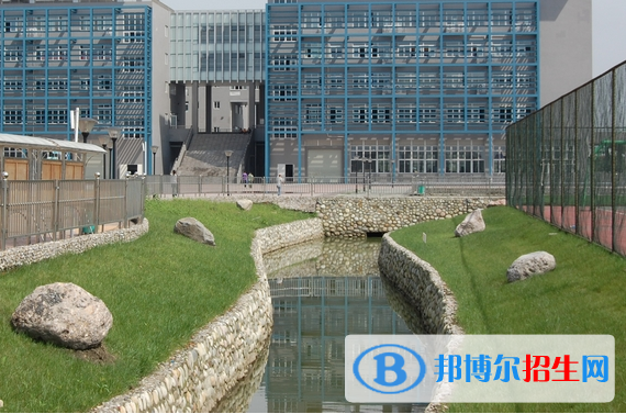四川航天技师学院1