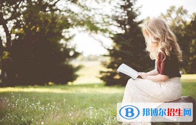湖南初中毕业可以读中专学校吗