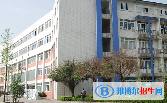 成都指南针职业技术学校3