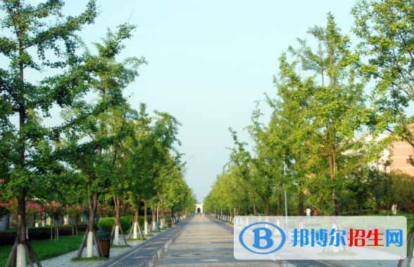 成都城市建设技工学校1