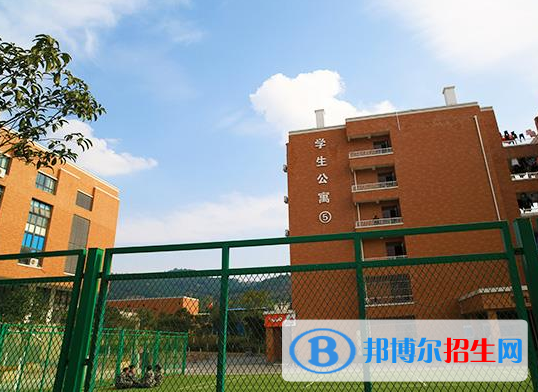 成都五月花高级技工学校2