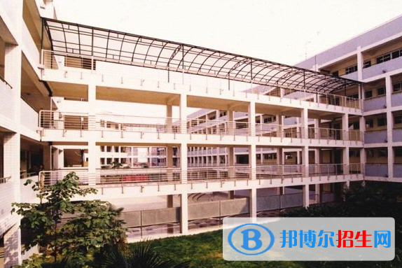 成都现代制造职业技术学校