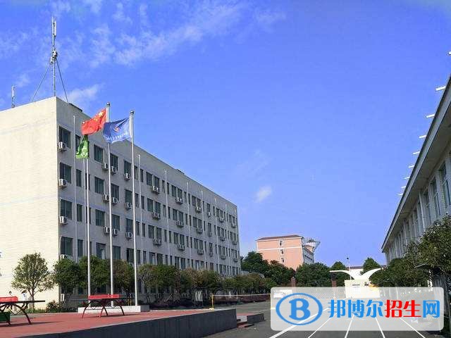 长沙中专与高中的区别