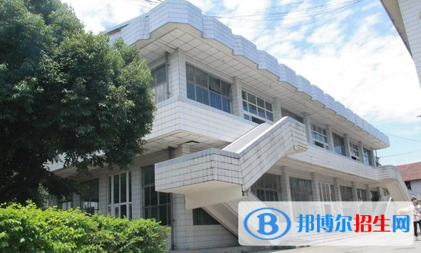 成都育华职业学校2