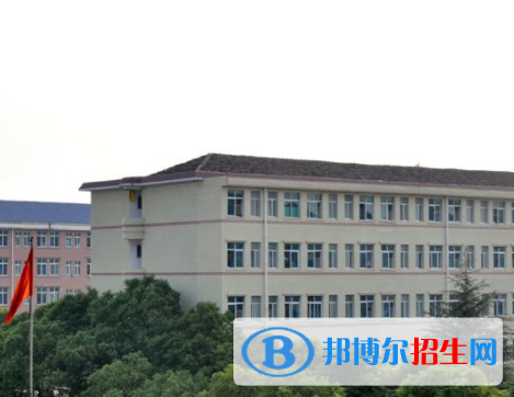 长沙中专读多少年