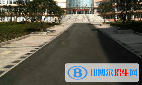 长沙女生中专学什么专业好