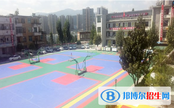 纳雍中等职业学校