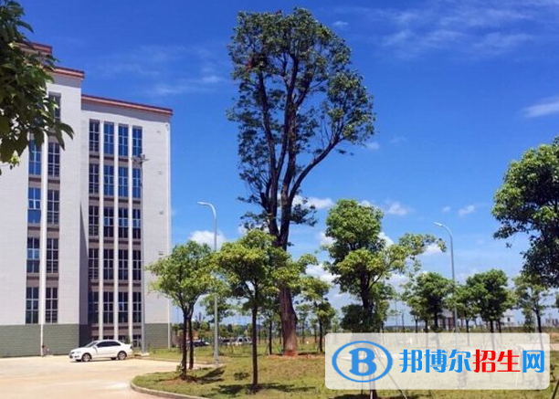 江西洪州职业学院