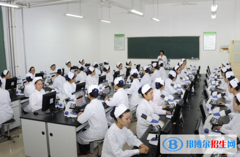 云南初中生上卫校能学药师吗