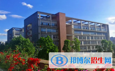 重庆健康职业学院(重庆十大最好职业学校)