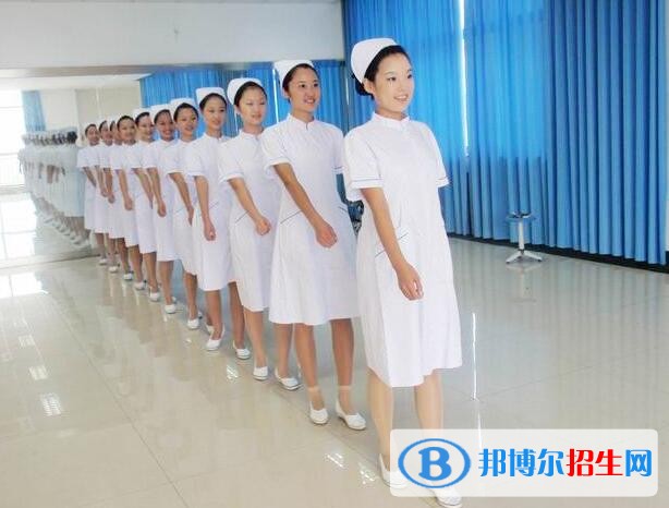 重庆的卫校好还是普通高中好
