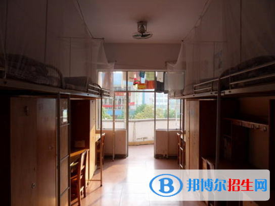 湖北职业技术学院ss