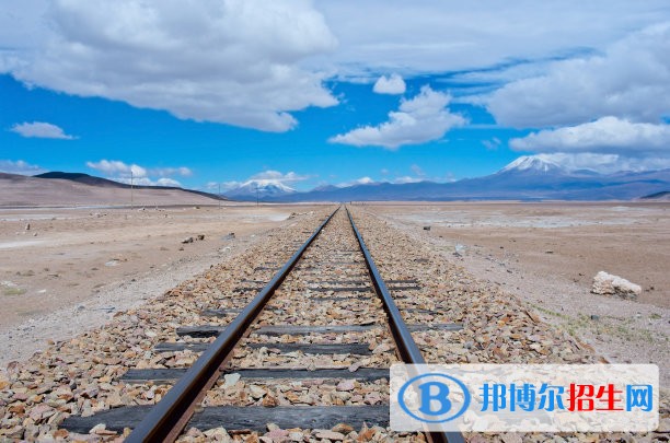 浙江初中生报什么铁路学校好