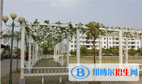 贵州兴仁民族职业技术学校2