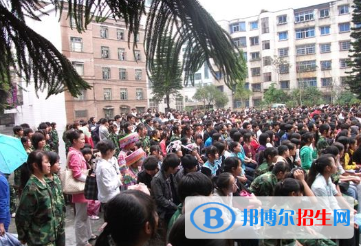 贵州天力电脑技校2