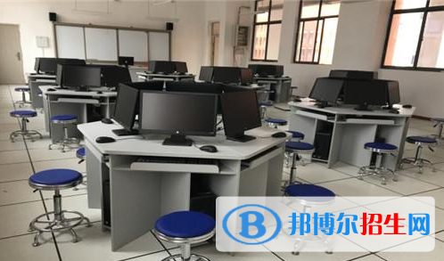 毕节工业学校2