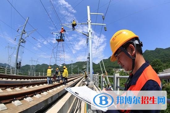 江苏读铁路学校学什么技术好
