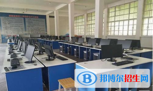 贵州现代经济学校1