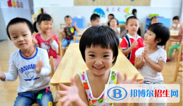 读幼师学校学什么技术好