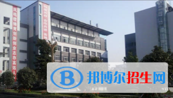 四川男生读铁路学校好不好