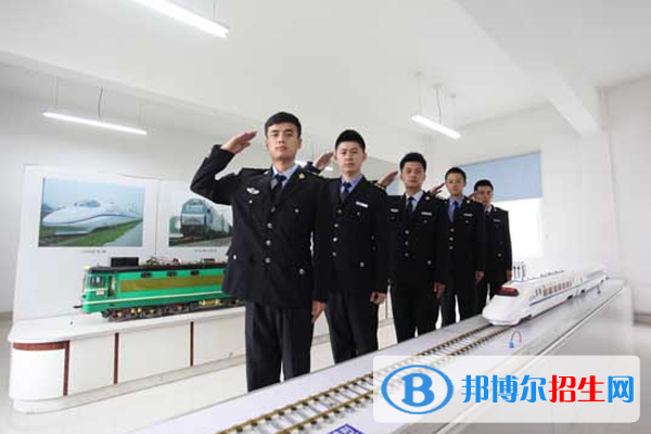 江苏省男生读铁路学校好不好