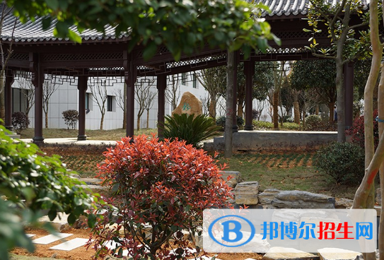 江西婺源茶业职业学院学校是几专
