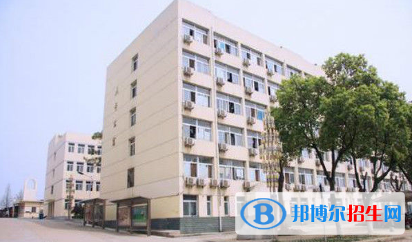 湖北铁道运输职业学院2