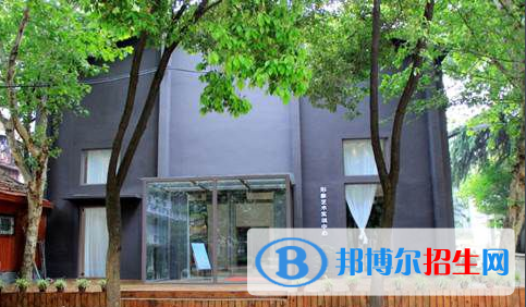 武汉第二商业学校3