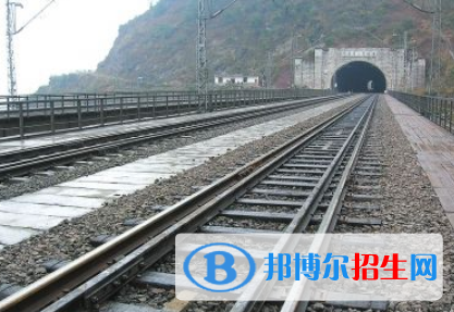 四川2020铁路学校有女生吗