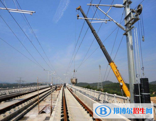 广西2020年男生上铁路学校学什么好