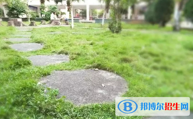 江西新兴产业工程学校网站网址