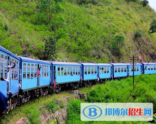 贵州2020年男生读铁路学校好不好