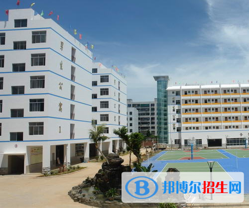 重庆万州三峡服装艺术学校网站网址