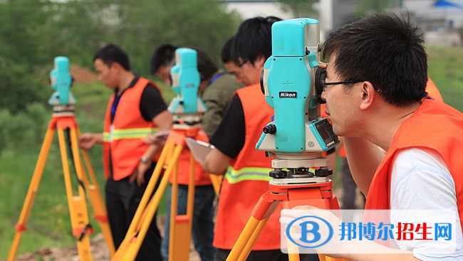 西安2020年哪些大学有铁路学校大专