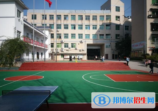 重庆2022年初中生可以读的卫校