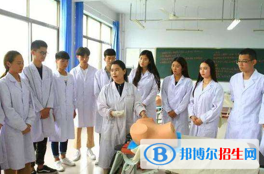 重庆2022年初中生读卫校好吗