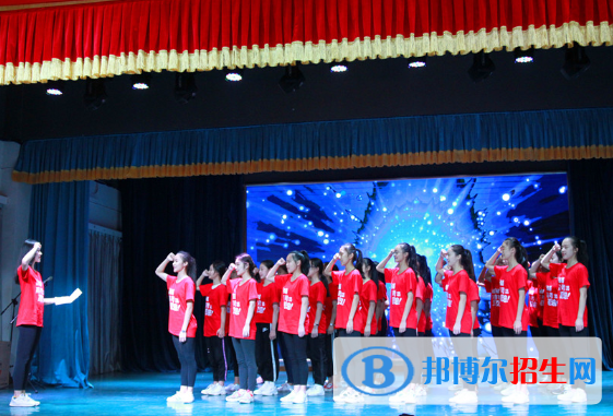 江西中山舞蹈中等专业学校2020年招生办联系电话