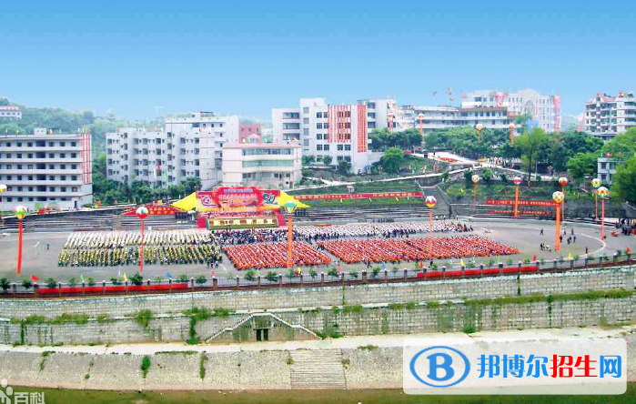 重庆2022年初中生报什么卫校好