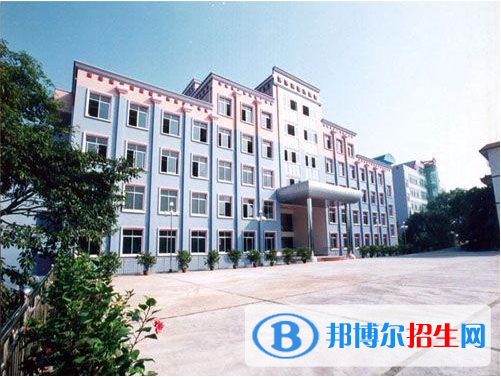 重庆2022年初中生读什么卫校