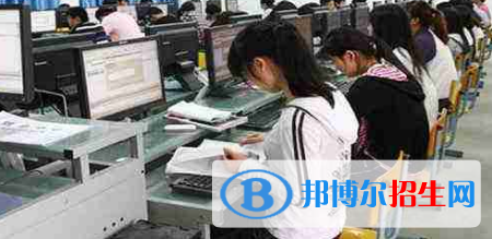 甘肃经济贸易学校网站网址 