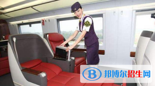 广西2020年女生读铁路学校学什么专业好