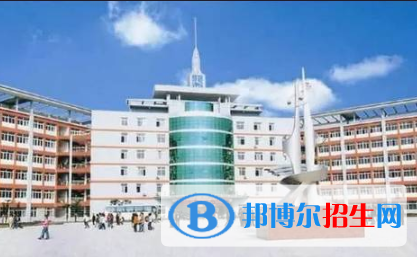 江西2020年男生读铁路学校有前途吗