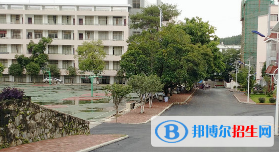河池巴马民族师范学校2020年招生简章
