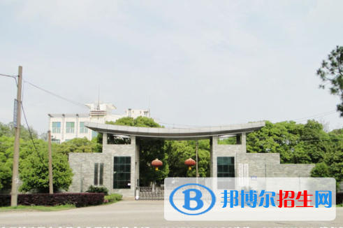 江西2020年男生读什么铁路学校好
