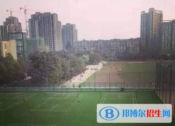 重庆商务学校地址在哪里