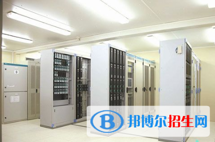 江西2020年女生在铁路学校学什么好