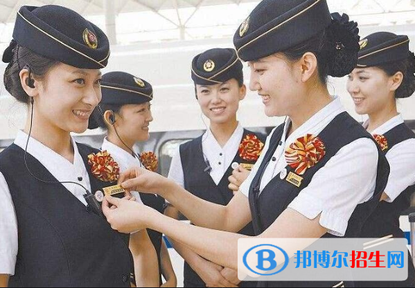 江西2020年女生上什么铁路学校好